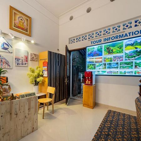 Trevi'S Inn - Cloudy 4-5 Guest Hanoi Bagian luar foto